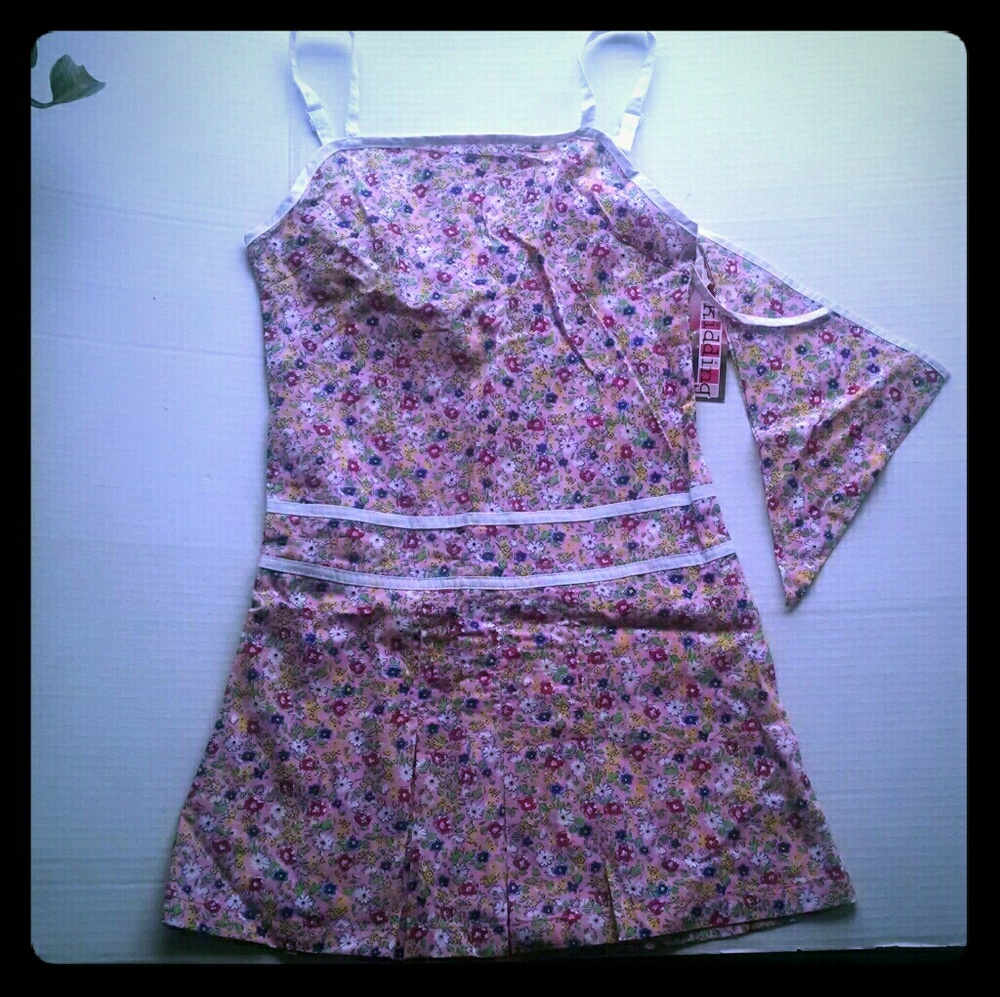 Girls Vintage 2 pc adjustable straps fun sundress with sun head tie/scarf